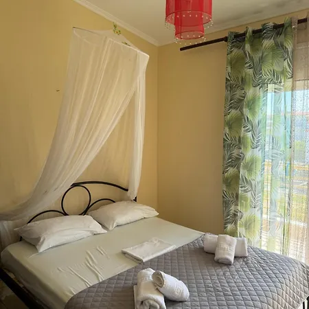 Up & High 아파트 Ofrínion