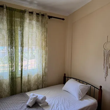 Apartment Up & High Ofrinion